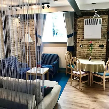 Charming Loft Near Old Town Apartamento