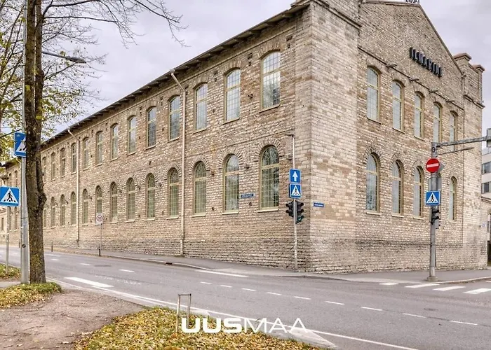 Charming Loft Near Old Town
