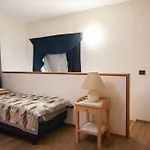Charming Loft Near Old Town Apartamento